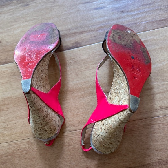 Christian Louboutin Yasmin Sanzep Pink and Black Wedges Sandals - Picture 6 of 7